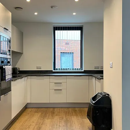 New Build 1 Bedroom Apartment, Jewellery Quarter Apartment Birmingham
